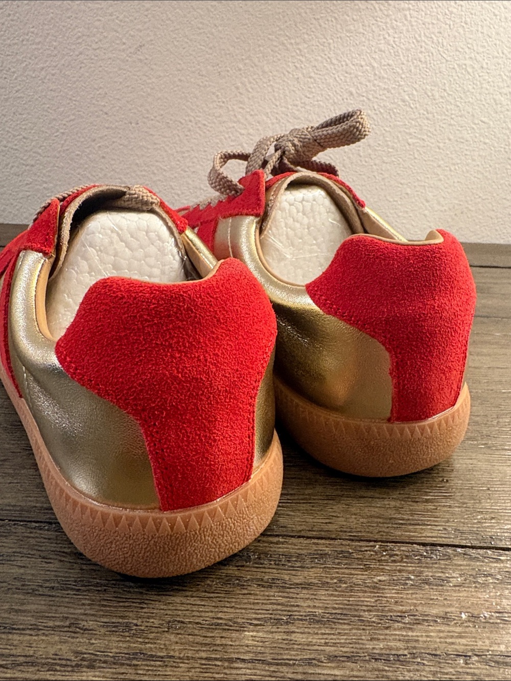NIB [Lonza] Delta Red Metallic Gold Suede Runner Sneakers Women’s EU 39 / US 8.5 - Picture 10 of 16